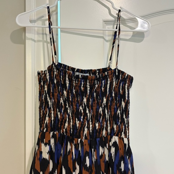 NWT Evereve Tessa Dress Blue/Brown Print. Size: Medium. - Picture 6 of 15